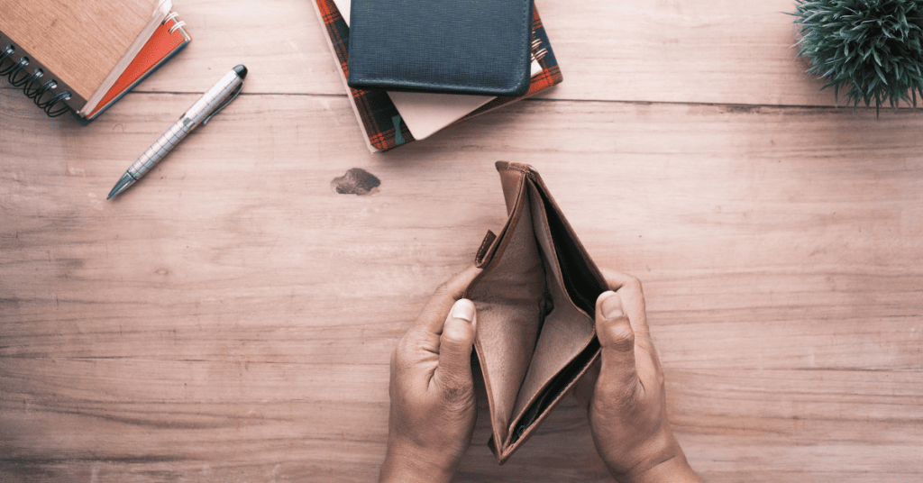 Hábitos que levam ao endividamento e Planejamento Financeiro